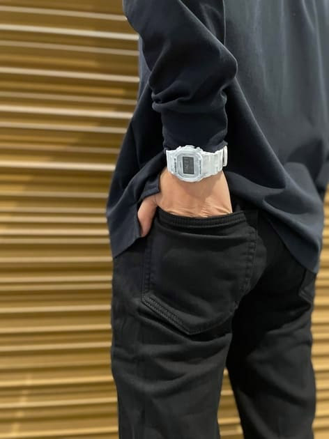 G-SHOCK DW-5600GC-7E