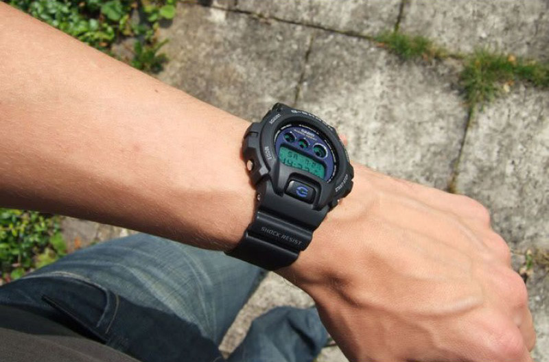 G-SHOCK DW-6900E-1E