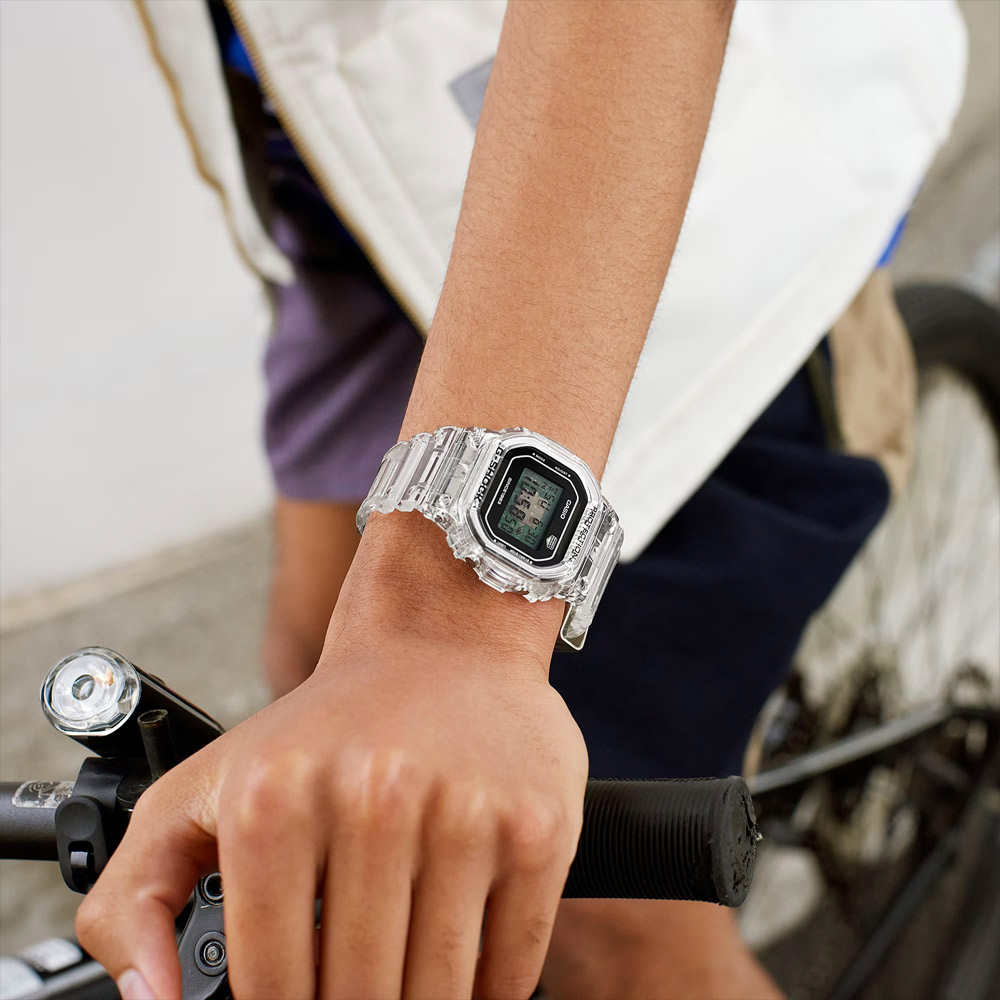 G-SHOCK DW-5040RX-7E