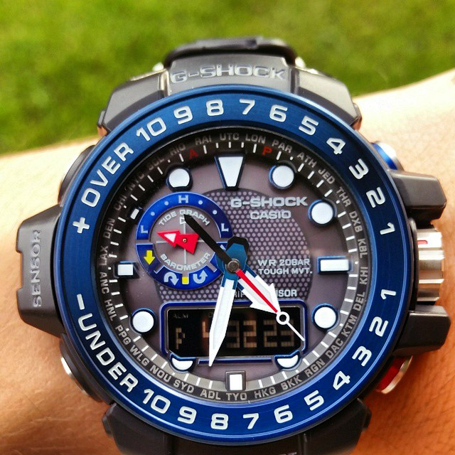 G-SHOCK GWN-1000B-1B