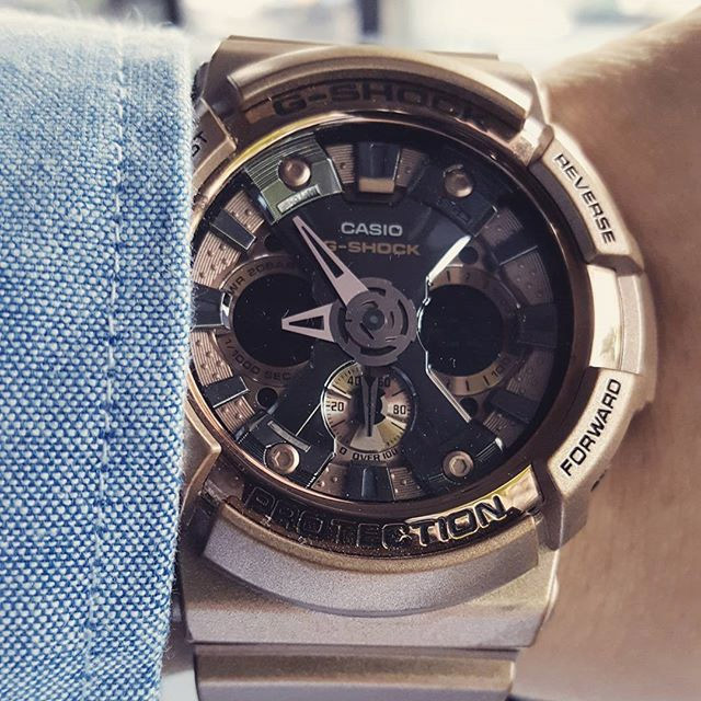 G-SHOCK GA-200GD-9B