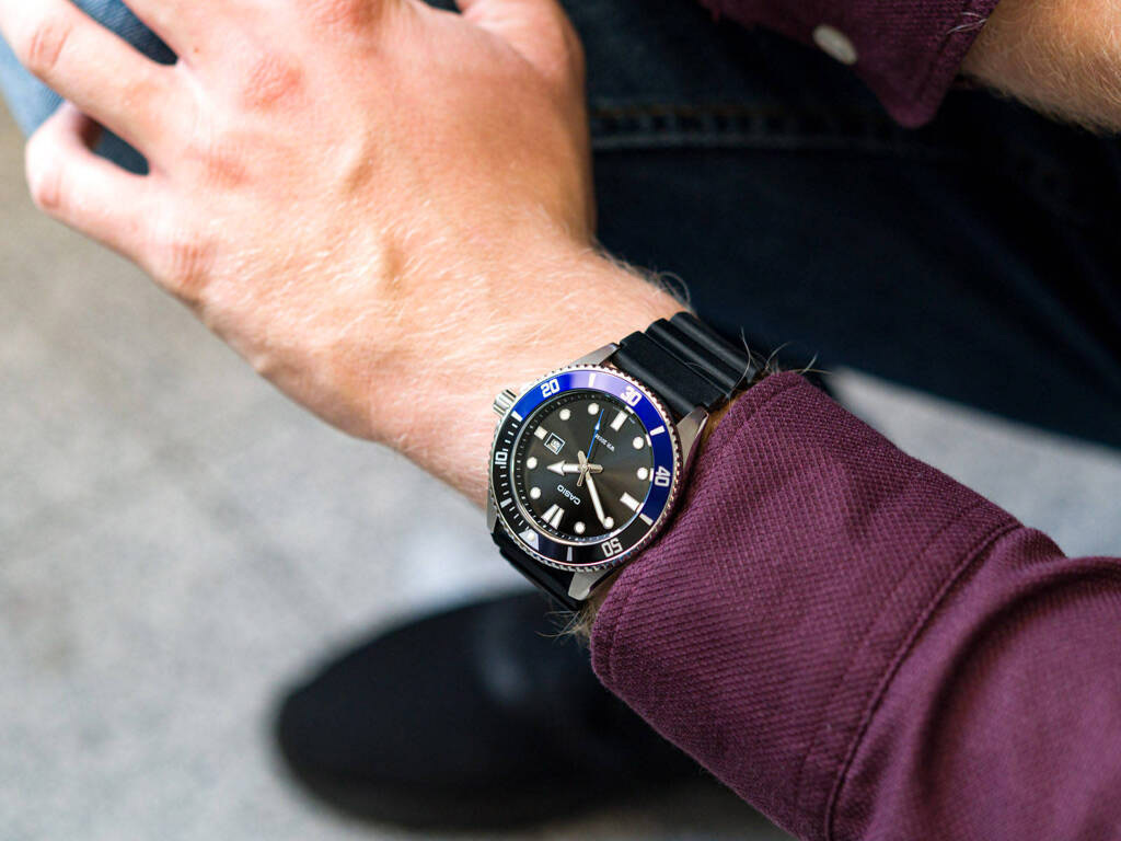 G-SHOCK MDV-10D-1A2