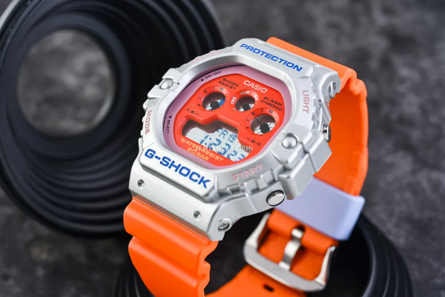 G-SHOCK DW-5900EU-8A4