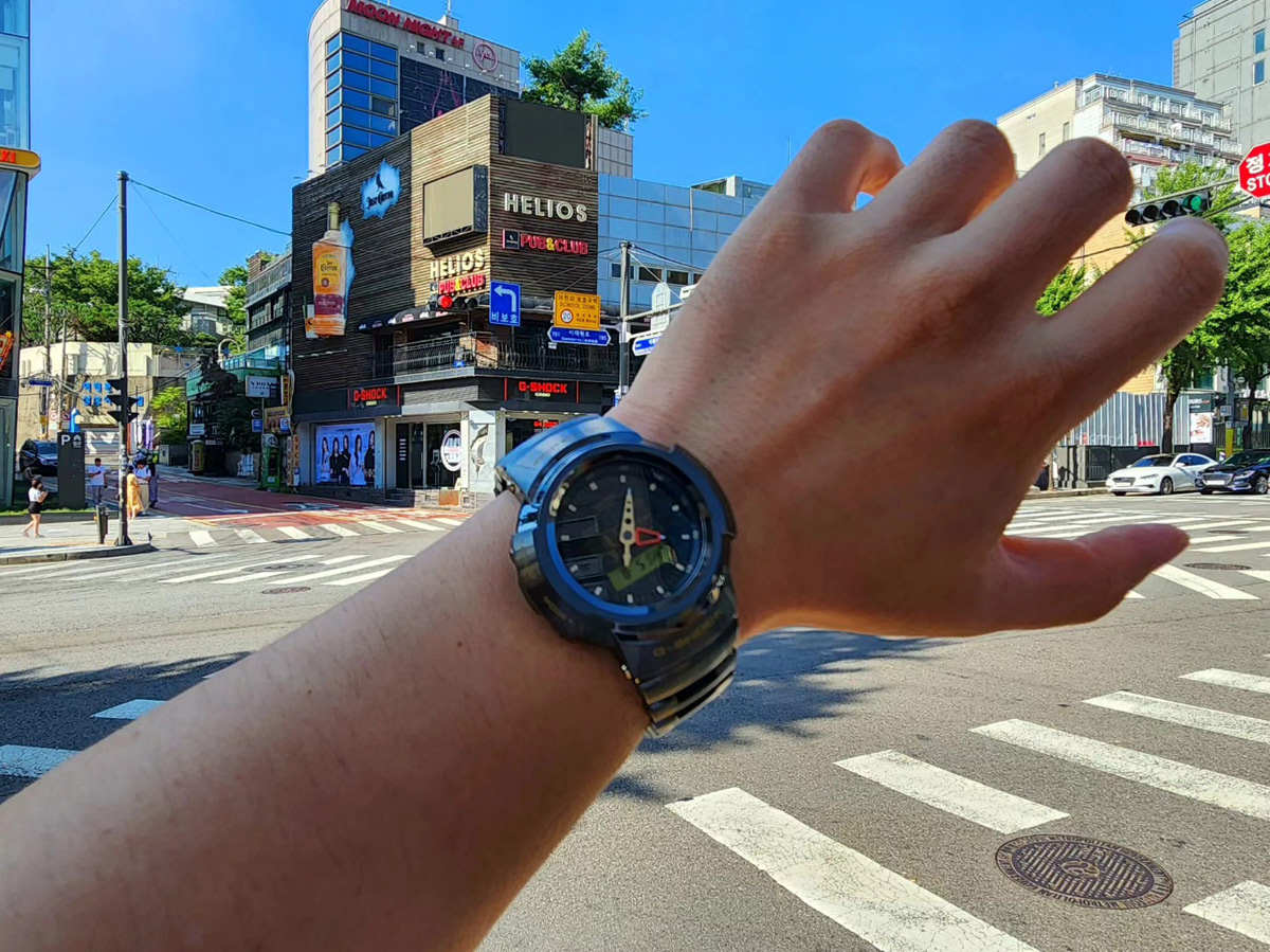 G-SHOCK AWM-500GC-1A