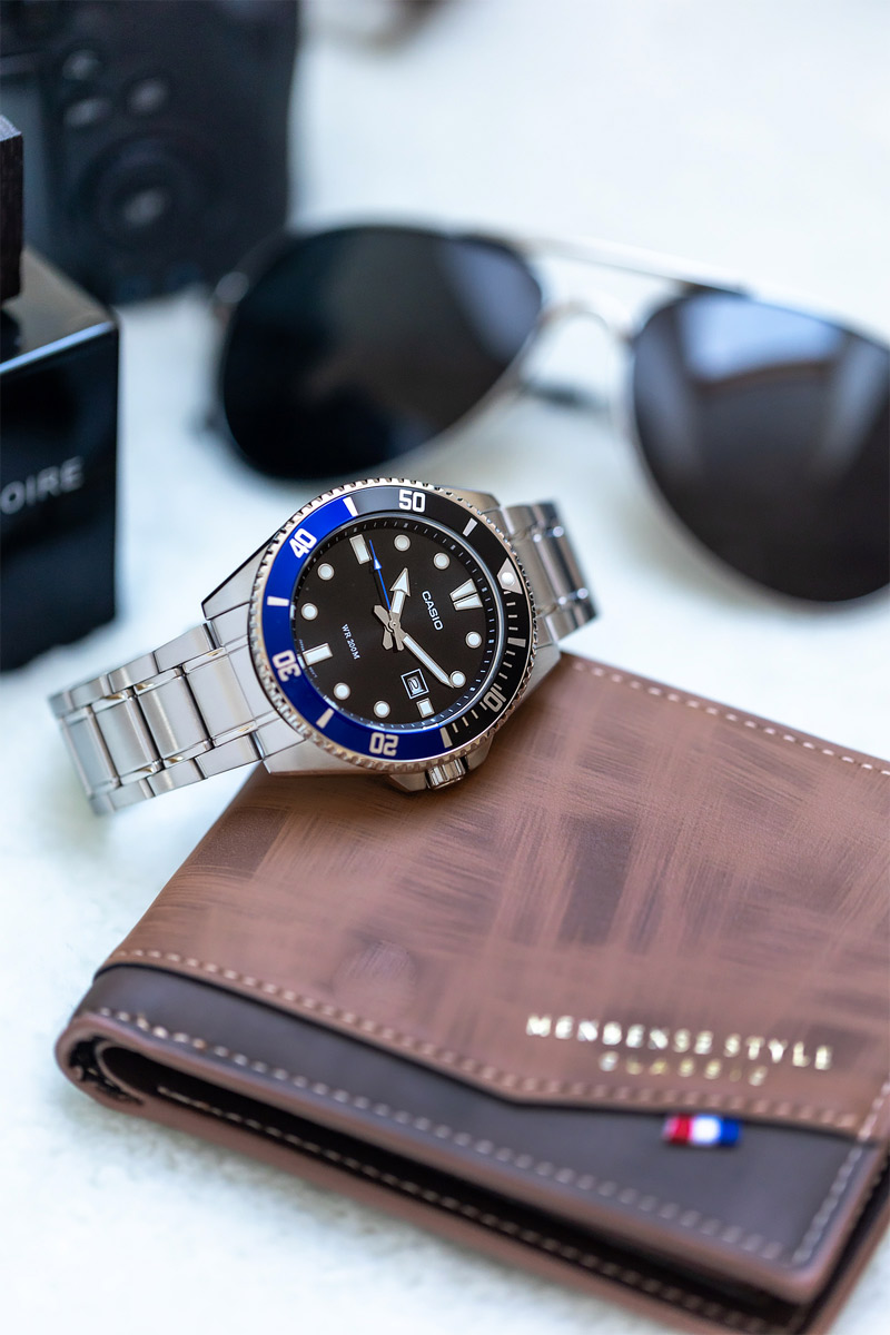 G-SHOCK MDV-107D-1A2