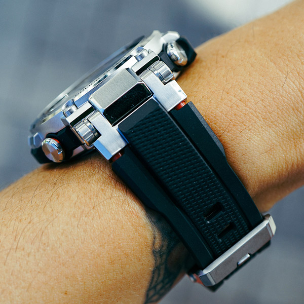 G-SHOCK MTG-B1000-1A