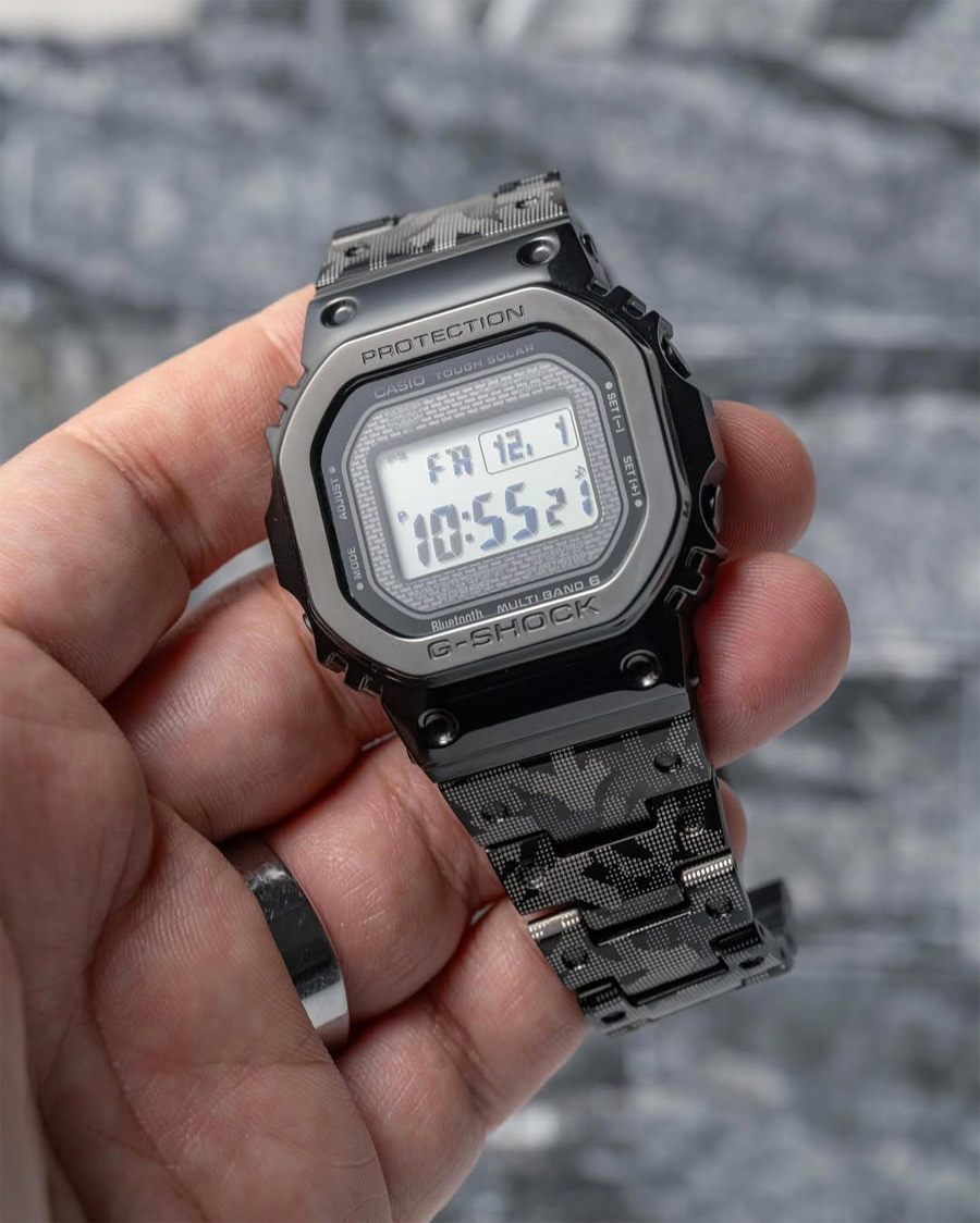 G-SHOCK GMW-B5000EH-1E