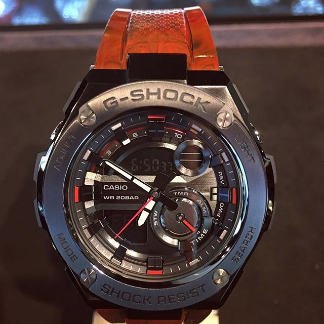 G-SHOCK GST-210M-4A