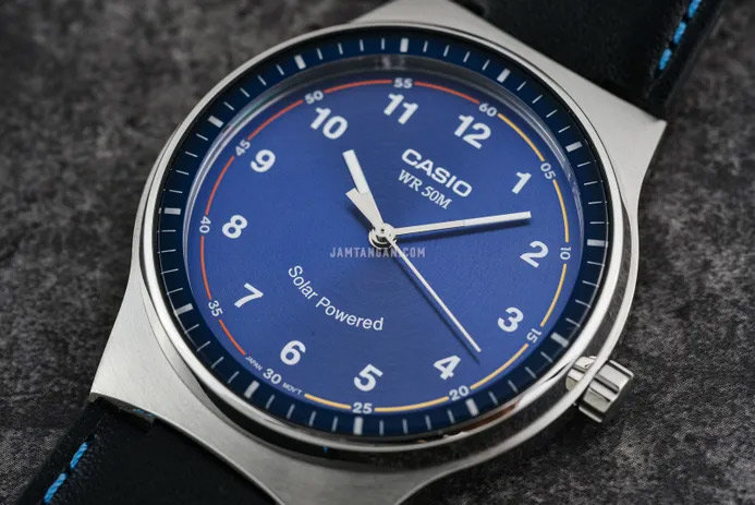 G-SHOCK MTP-RS105L-2B