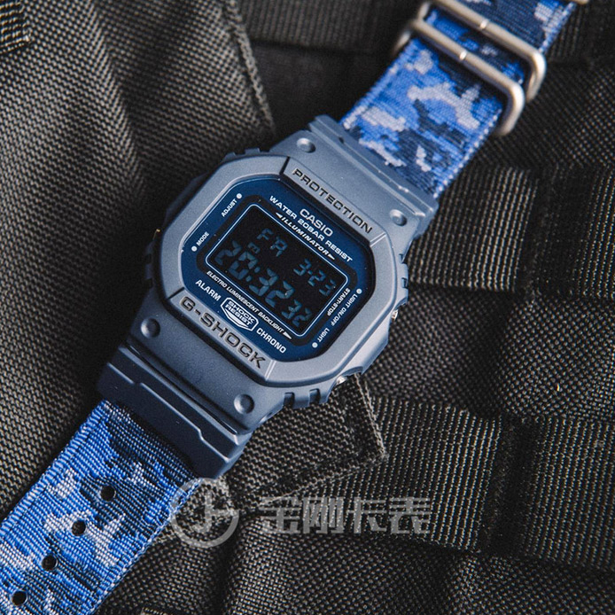 G-SHOCK DW-5600LU-2E