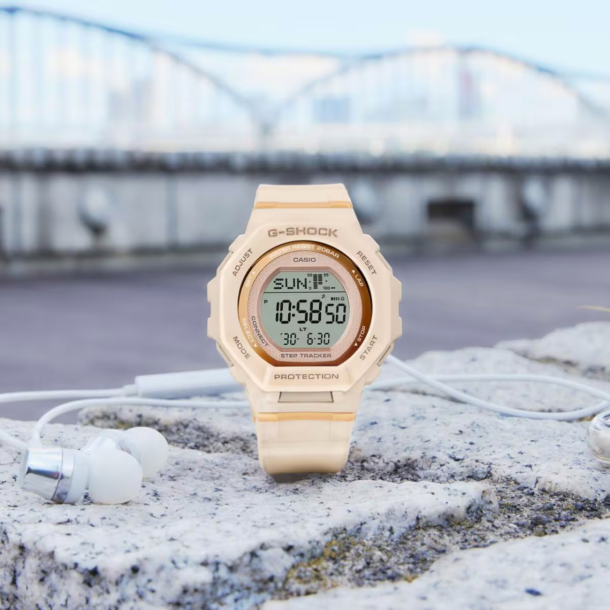 G-SHOCK GMD-B300-4E