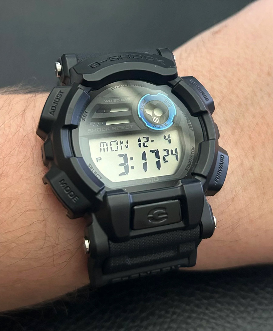 G-SHOCK GD-400-1B2