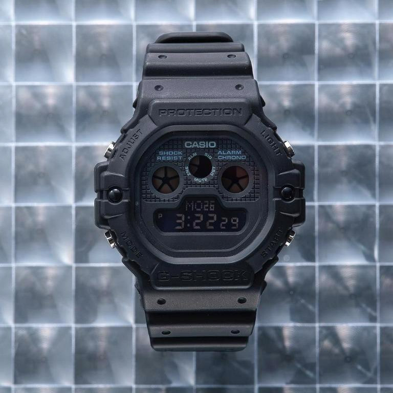 G-SHOCK DW-5900BB-1E