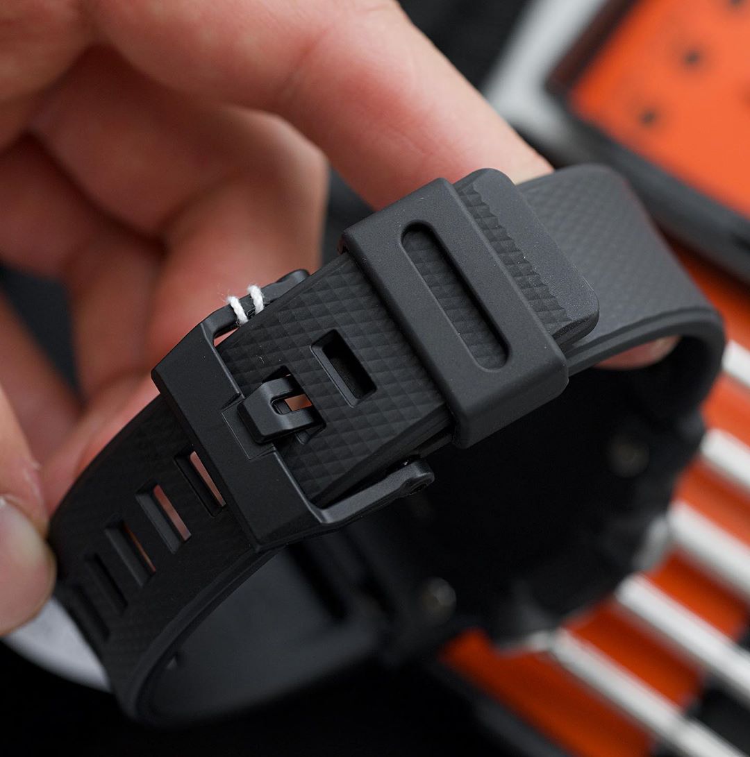 G-SHOCK GA-2000S-1A