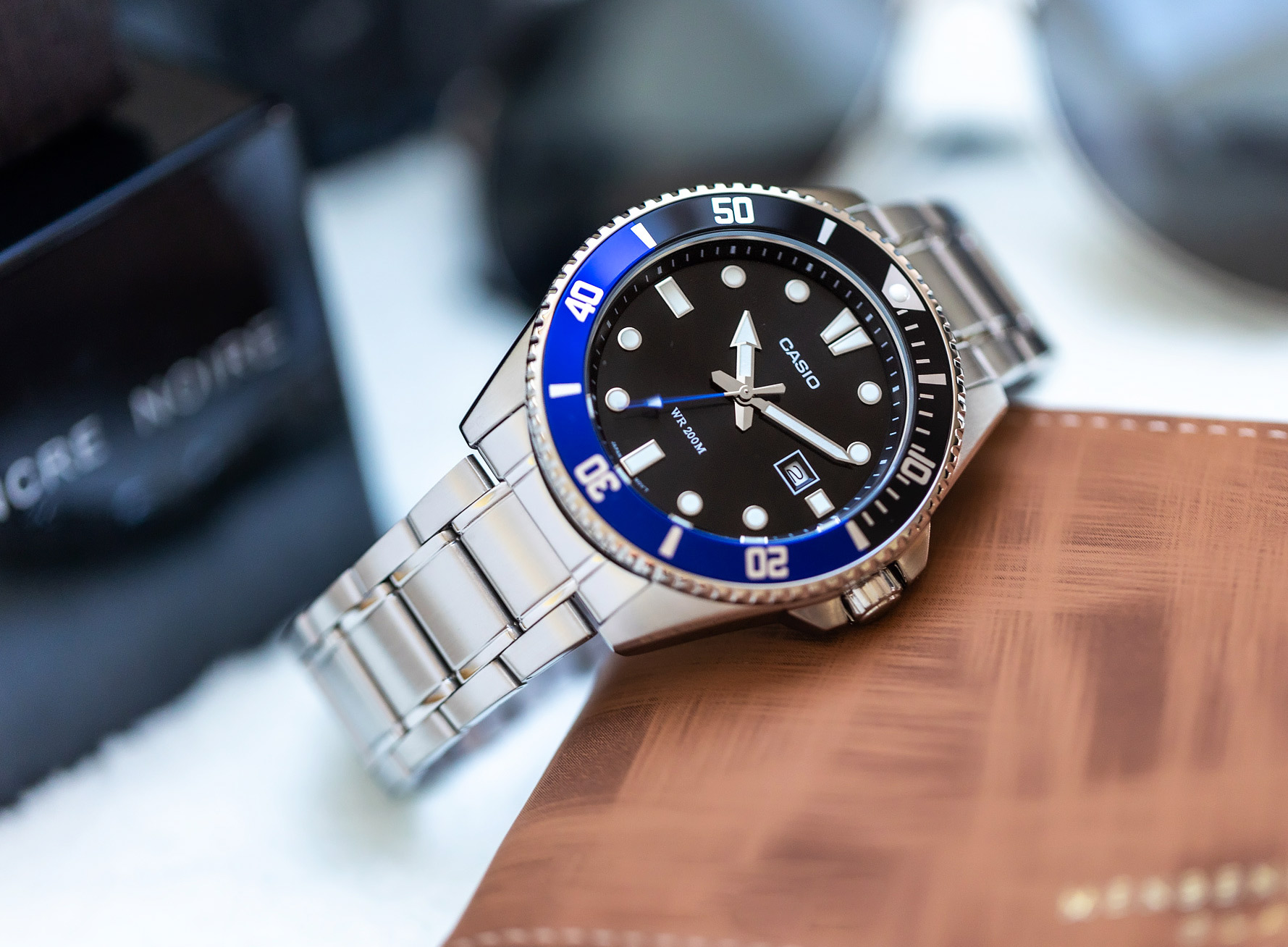 G-SHOCK MDV-107D-1A2