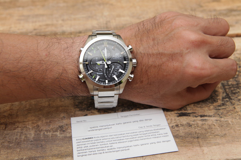 Casio Edifice EQB-501D-1A