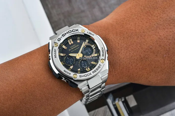 G-SHOCK GST-W110D-1A9