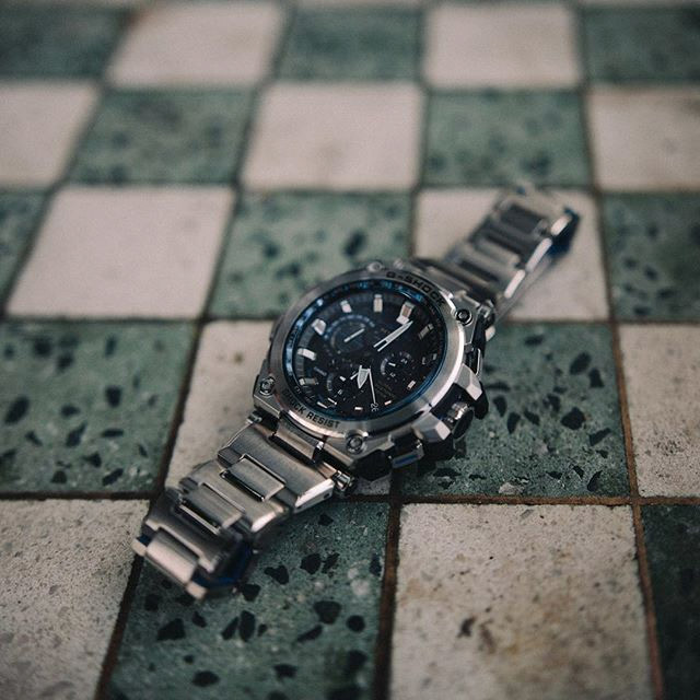 G-SHOCK MTG-G1000D-1A2