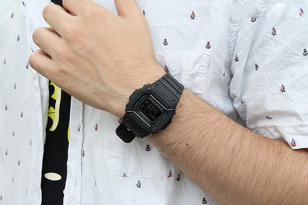 G-SHOCK DW-D5600P-1E