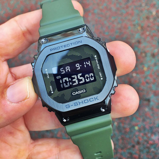 G-SHOCK GM-5600B-3E