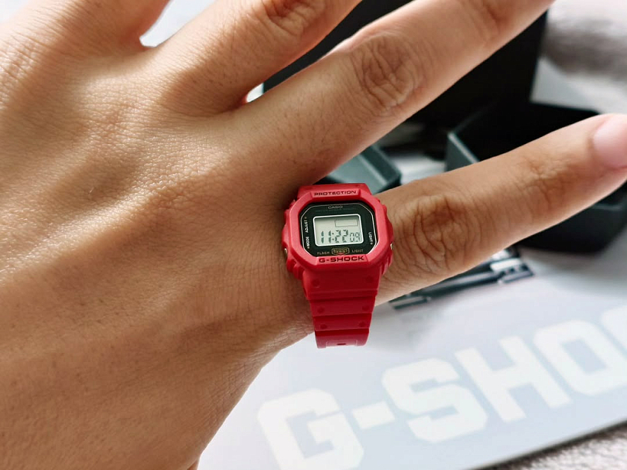 Новинка кольцо-часы G-Shock DWN-5600-4E уже в России