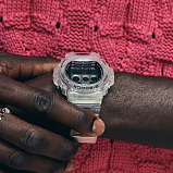 G-SHOCK DW-6940RX-7E