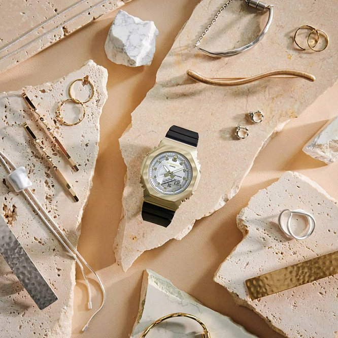 G-Shock GM-S2100BC-1A желтое золото с фешн-эффектом