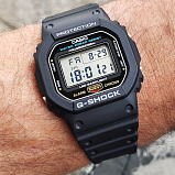 G-SHOCK DW-5600UE-1E
