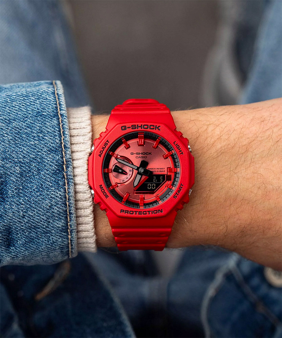 Яркий релиз Casio G-Shock GA-2100RRB-4A в России