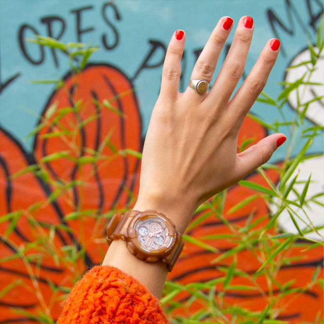 Необычные полупрозрачные Casio G-Shock GMA-S140NC-5A2