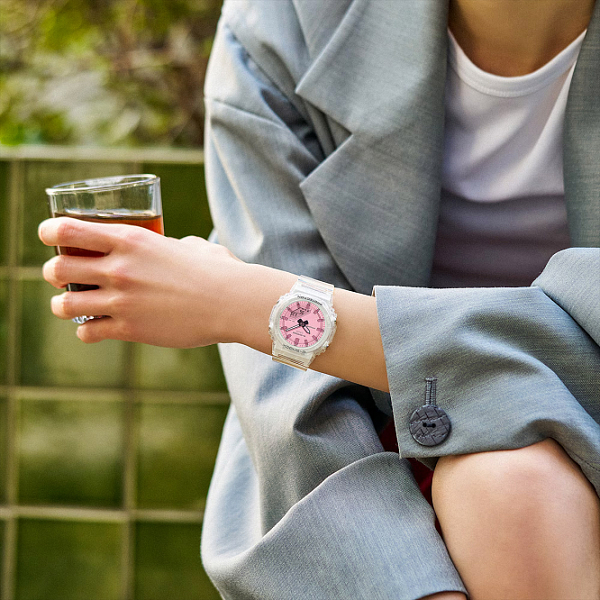Женские летние G-Shock GMA-P2100SR-7A уже в России