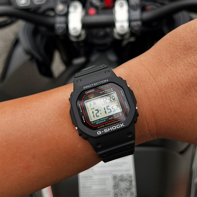 Событие дня: релиз модели Casio G-Shock DW-5000R-1A
