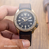 Японские часы Seiko SRPE80K1