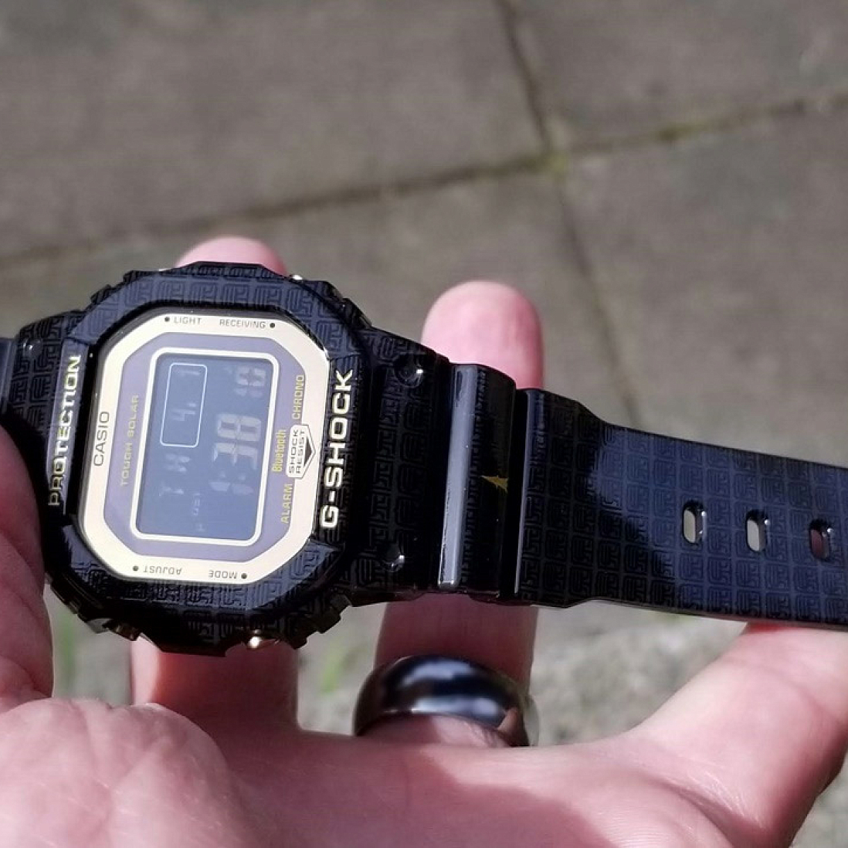 GW-B5600SGM-1E
