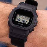 G-SHOCK DW-5600BCE-1E