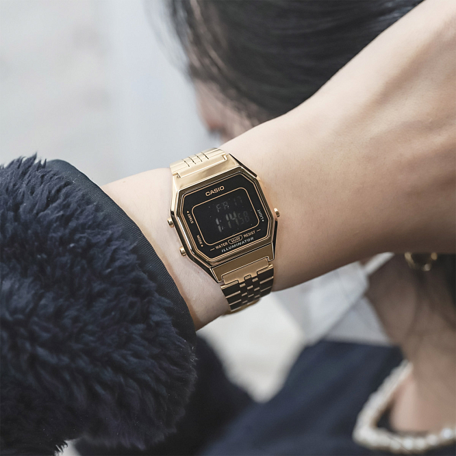 Женские Casio LA680WGA-1B в компактном корпусе