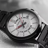 G-SHOCK MTP-E700B-7E