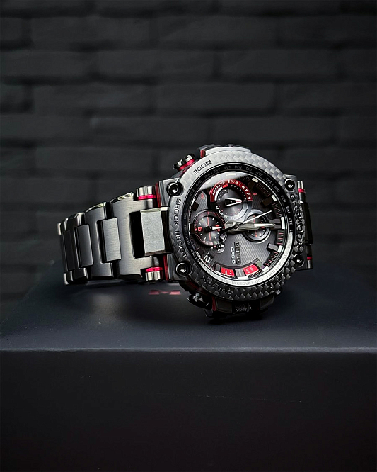 G-Shock MTG-B1000XBD-1A — премиальный карбон
