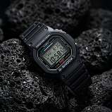 G-SHOCK DW-5600UE-1E