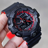G-SHOCK GA-700SE-1A4