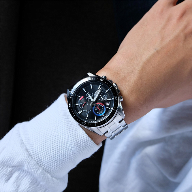 Представляем релиз модели Edifice EFR-552D-1A3 в России