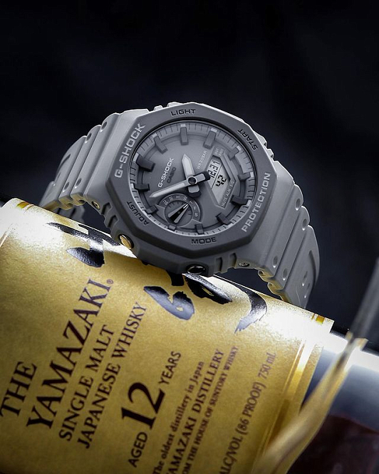 Супер стильные G-Shock GA-2110ET-8A в сером цвете