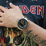 G-SHOCK GST-210GD-1A
