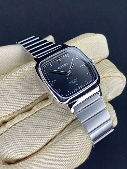 Релиз двух миниатюрных моделей Casio LTP-B140D