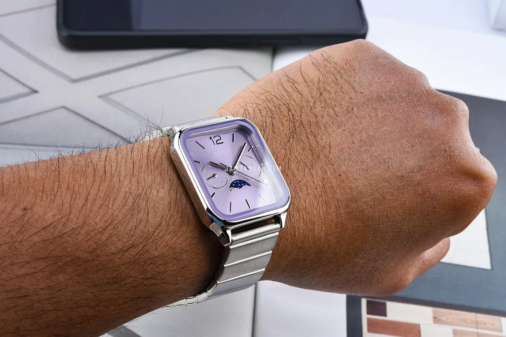 Необычные унисекс часы Casio MTP-M305D-6A с фазой Луны