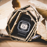 G-SHOCK DW-D5600NH-1D