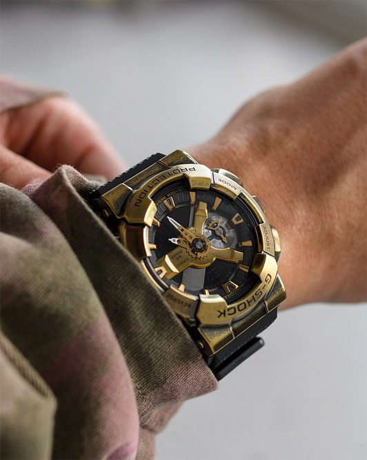 G-Shock GM-110VG-1A9 часы, которые "многое повидали"