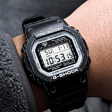 G-SHOCK DW-5600RGM-1E