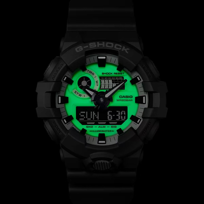 Светящиеся Casio G-Shock GA-700HD-8A уже в продаже