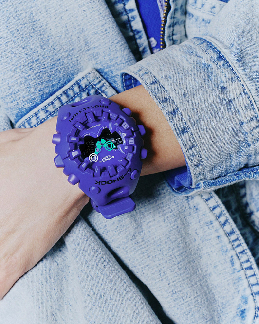 Бомбическая новинка Casio G-Shock GA-V01-2A